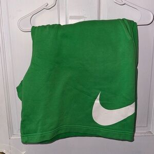 Nike Sportswear Club Fleece Training Shorts Bright Green